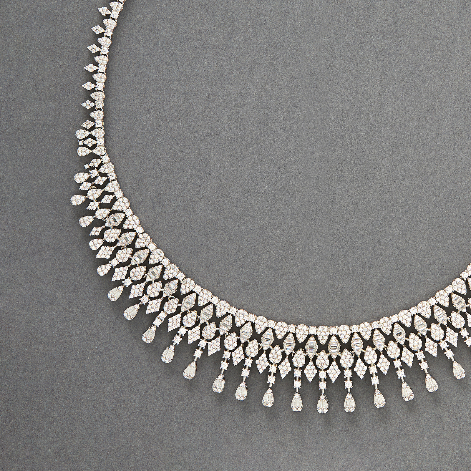 Graduated Teardrop Bib Collar Necklace