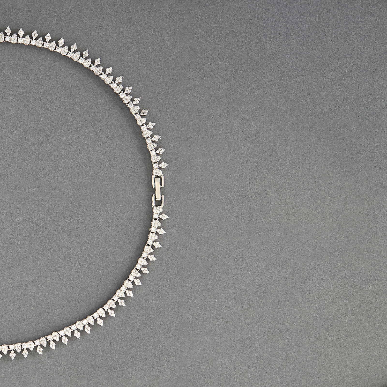Graduated Teardrop Bib Collar Necklace